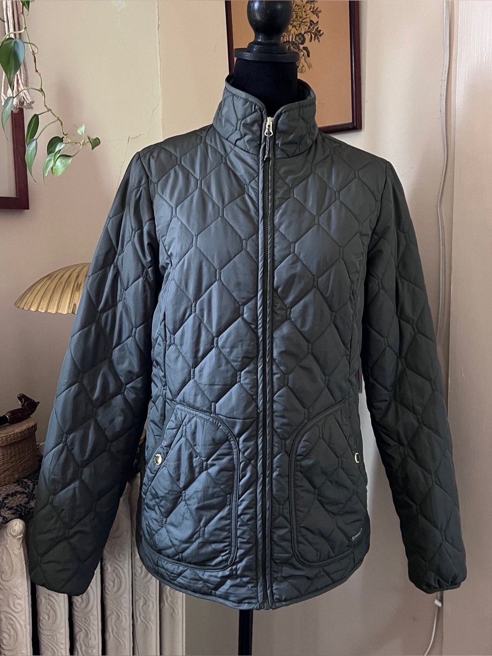 Eddie Bauer Women’s Olive Green Quilted Jacket Size Small